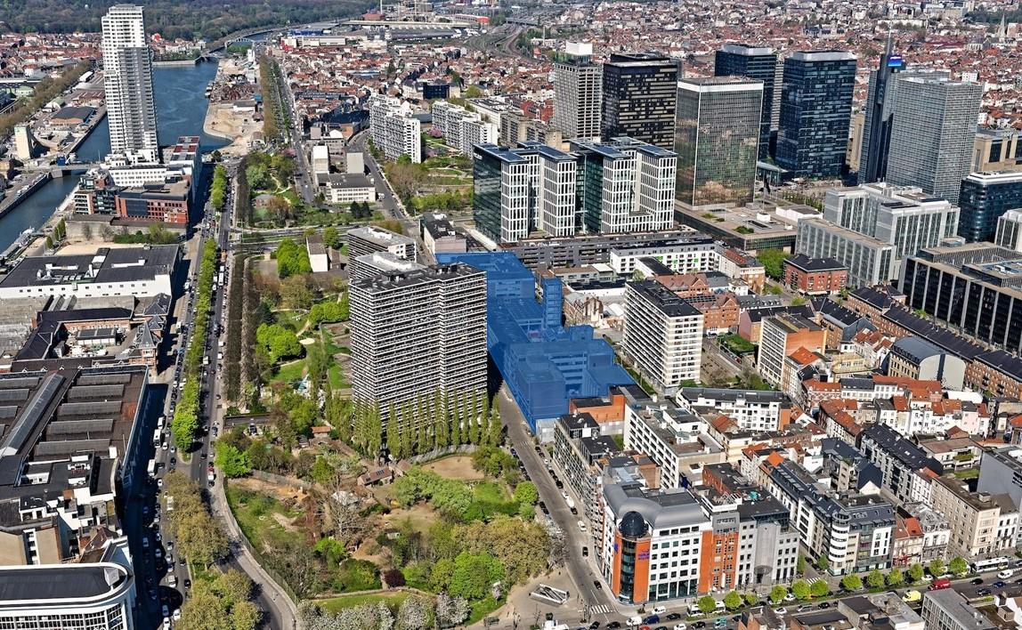 De centrale brandweerkazerne, tussen het kanaal en de Noordwijk.
