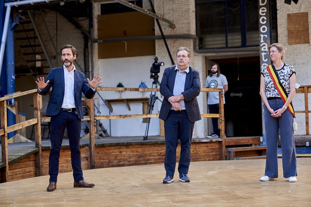 De directeur van de MSI, de Minister-president en de burgemeester van Molenbeek. © sau-msi.brussels (Reporters - Eric Herchaft)